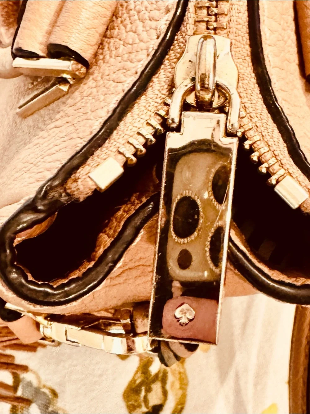 Kate Spade ♠️ Pebbled Tan Satchel👜 with Tassel, and gold details